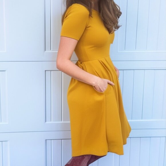 LuLaRoe Mustard Yellow Amelia Midi Pleated Dress - Size M - Picture 1 of 11